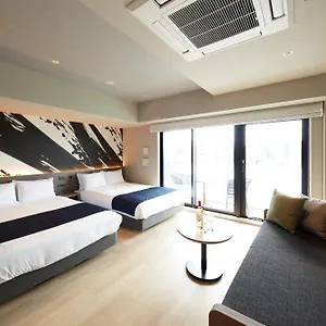 Monday Premium Asakusa Aparthotel